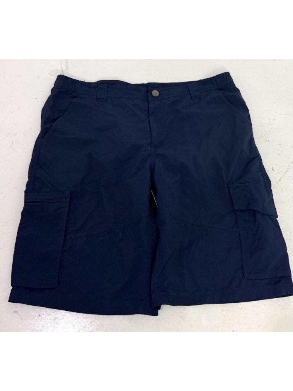 Columbia Omni-Shade Navy Cargo Shorts UPF Protection Lightweight Mens 38W 12L